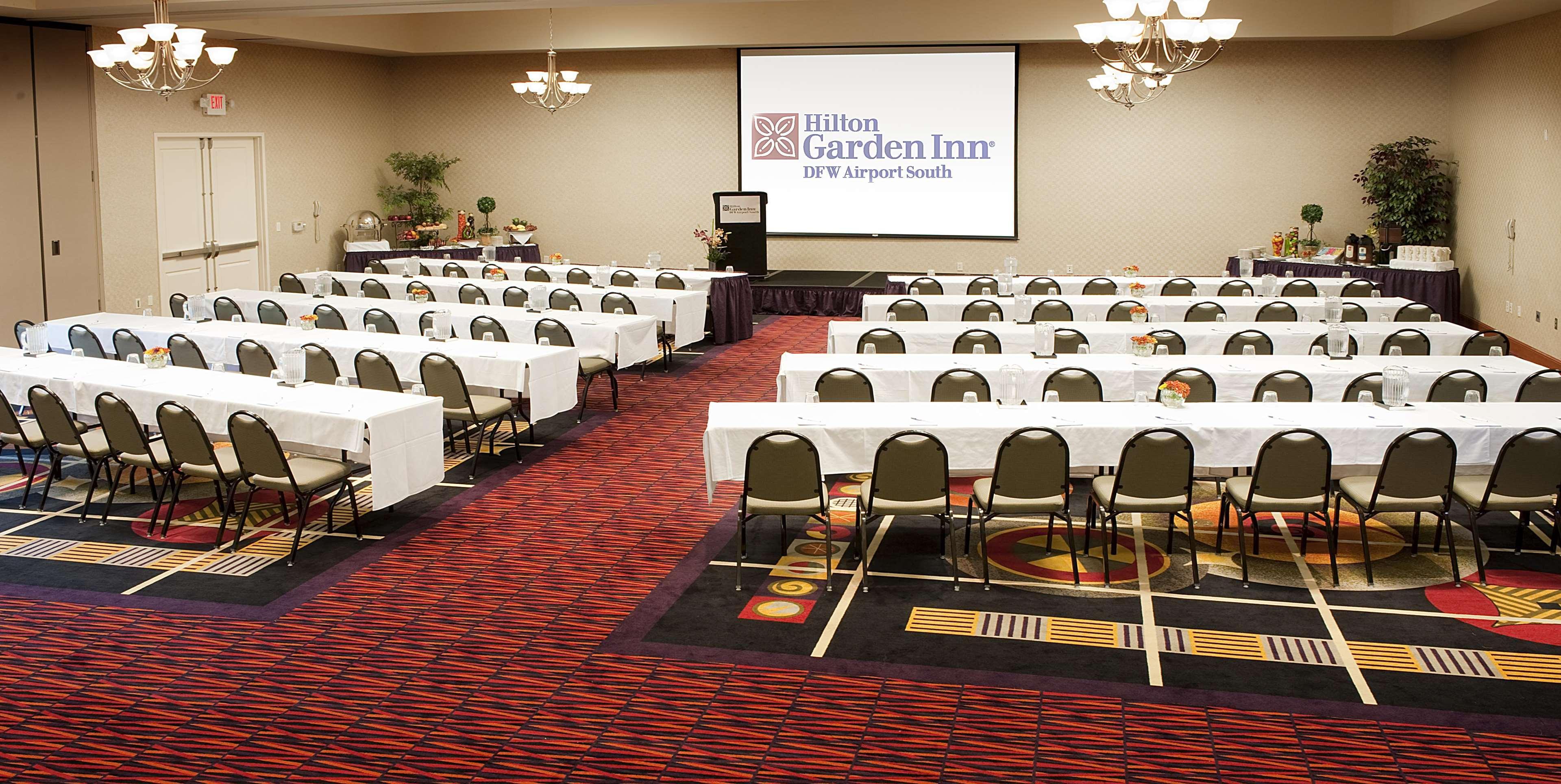 Hilton Garden Inn Dfw Airport South Ървинг Екстериор снимка